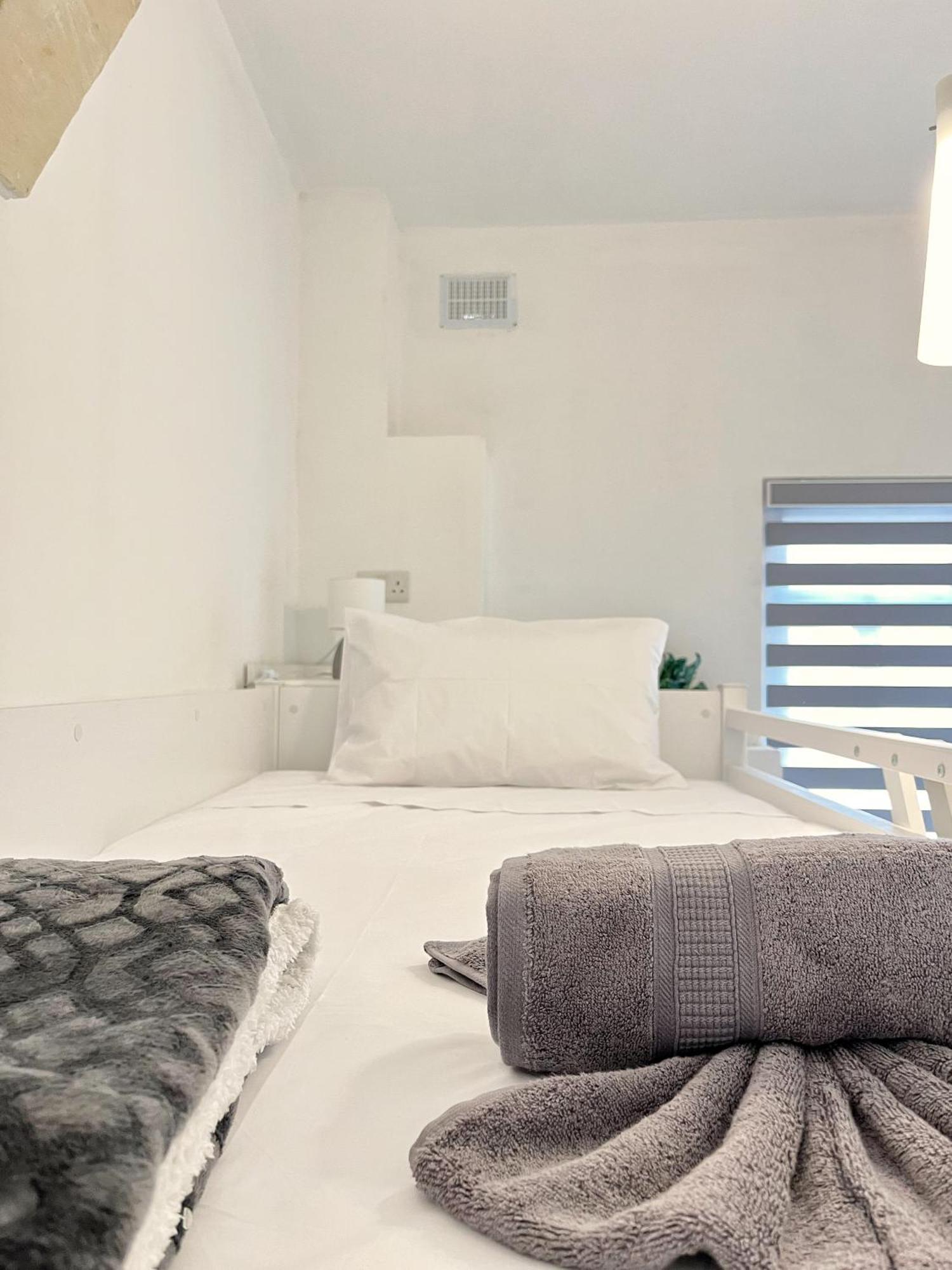 Maria & Matthias - Apartments In Central Of Floriana Exterior foto