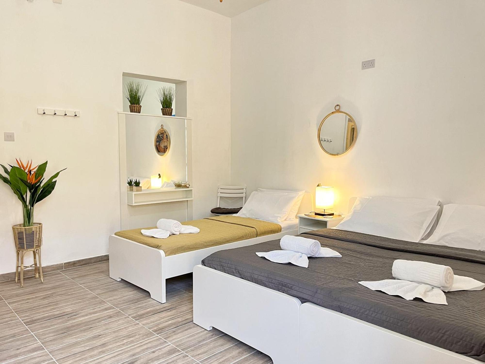 Maria & Matthias - Apartments In Central Of Floriana Exterior foto